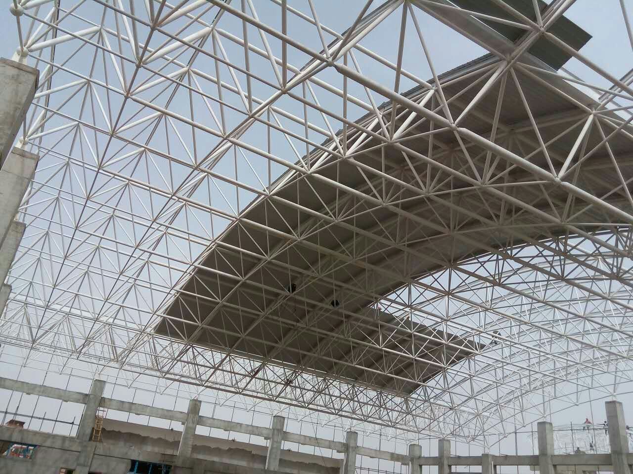诸暨青岛一汽网架